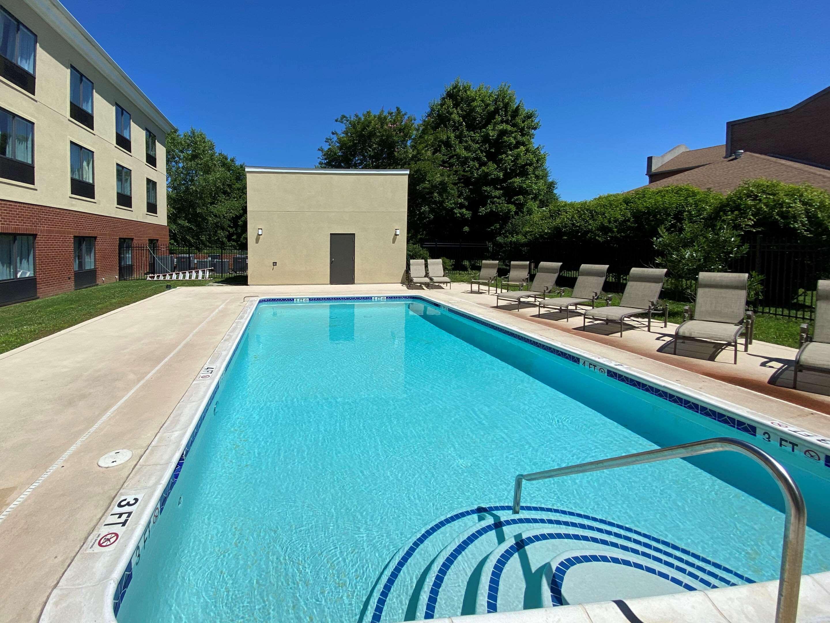 Comfort Inn & Suites Chestertown Ngoại thất bức ảnh