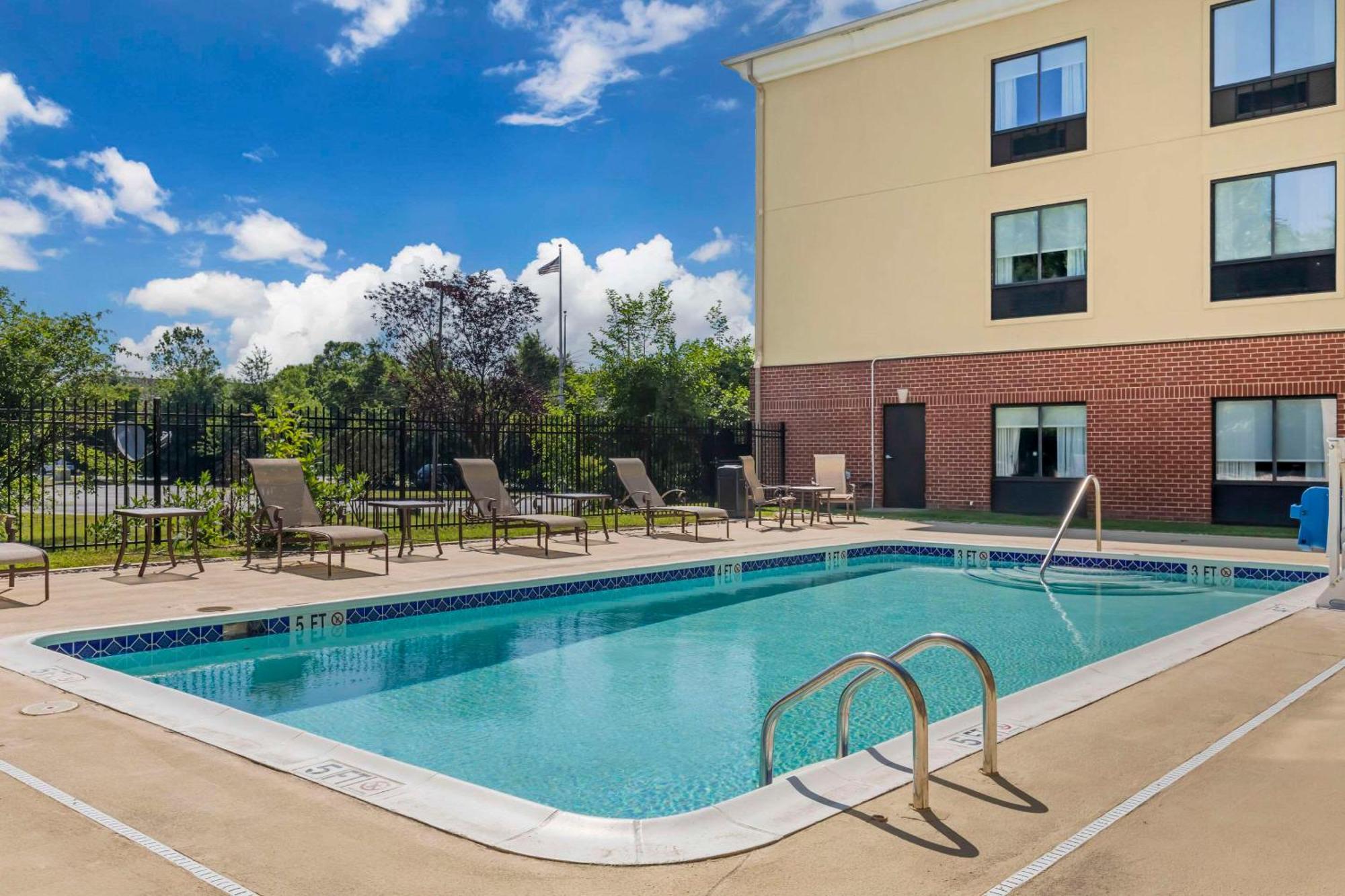 Comfort Inn & Suites Chestertown Ngoại thất bức ảnh